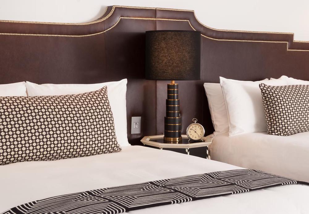 Townsend Leather's Manchester Cowhide Dark Pine