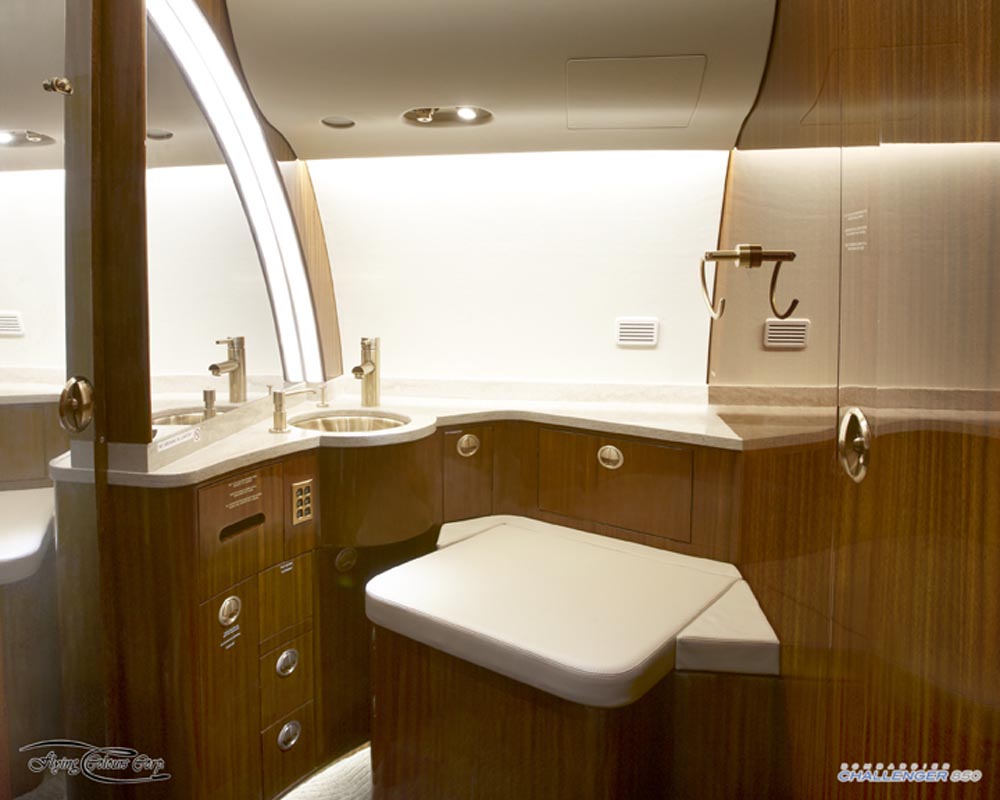 Townsend Leather's Classic Cowhide Bone