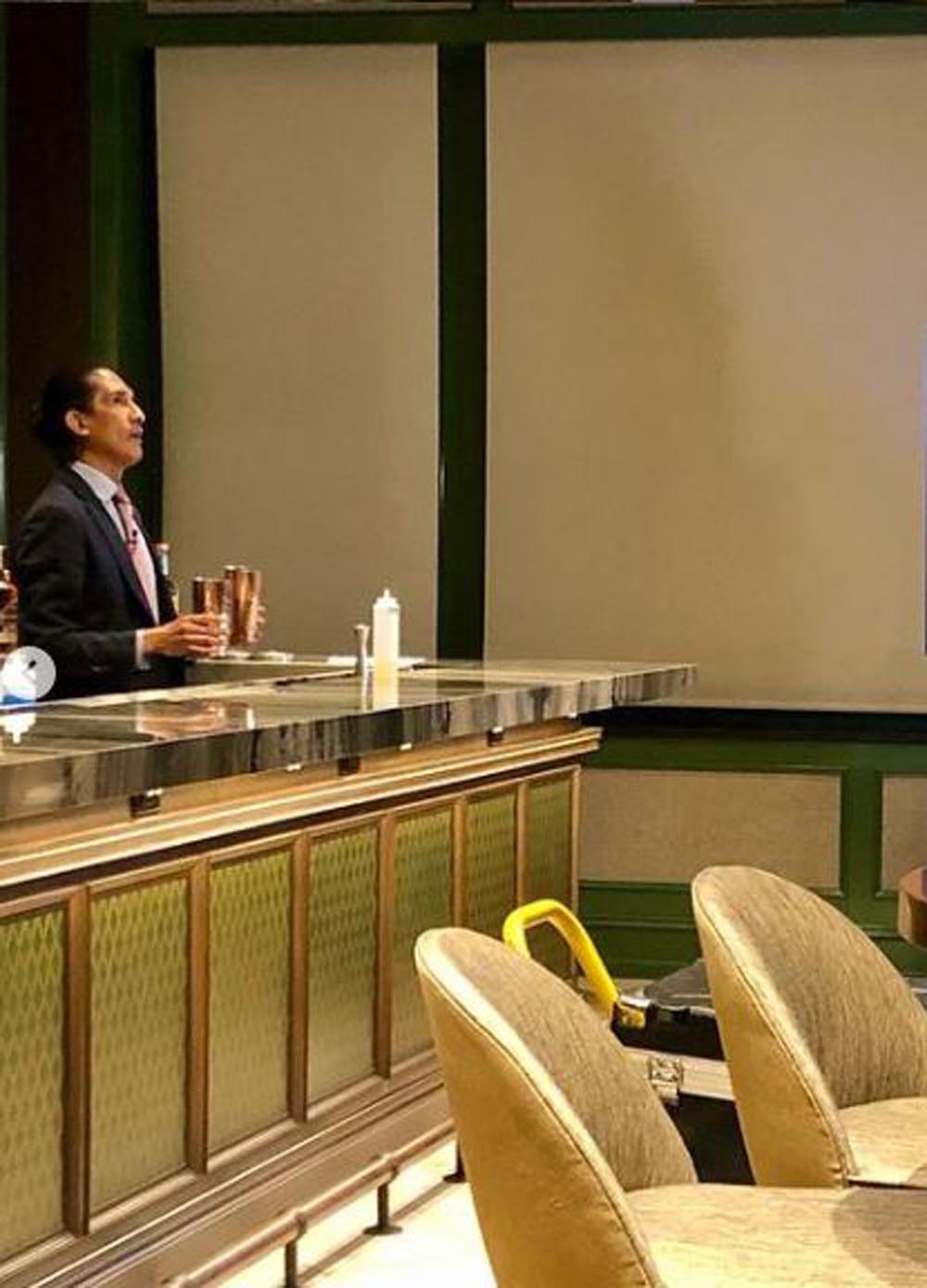 Townsend Leather's Classic Embossed and Tipped Lynden Lions Medium Double Diamond Stitches