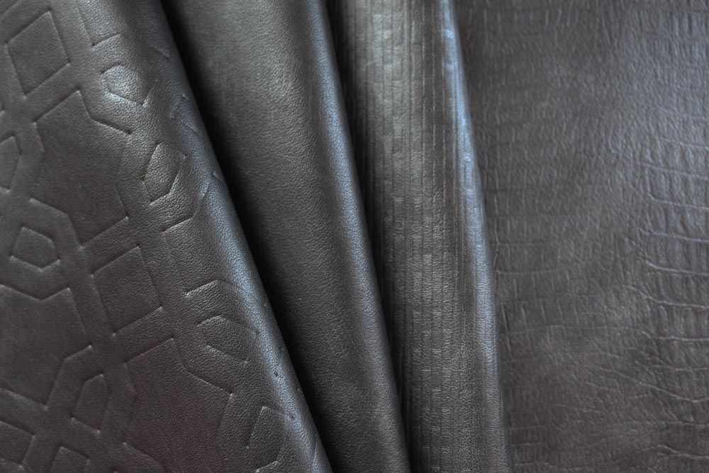 Lustrous Gem Embossed & Gaufrage Cowhide Intuitive Tanzanite